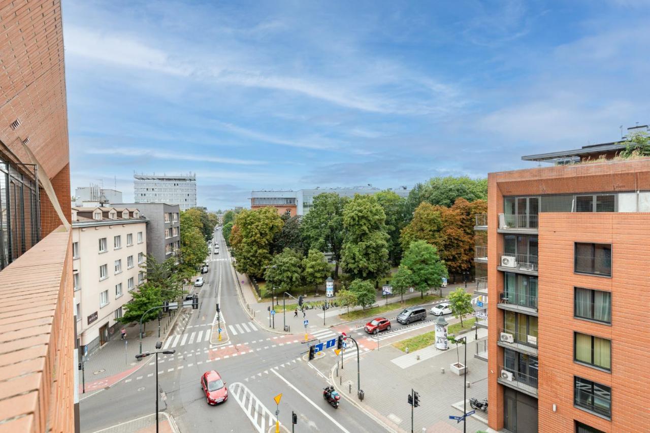 Modern Apartments With Free Parking Spot Краков Экстерьер фото